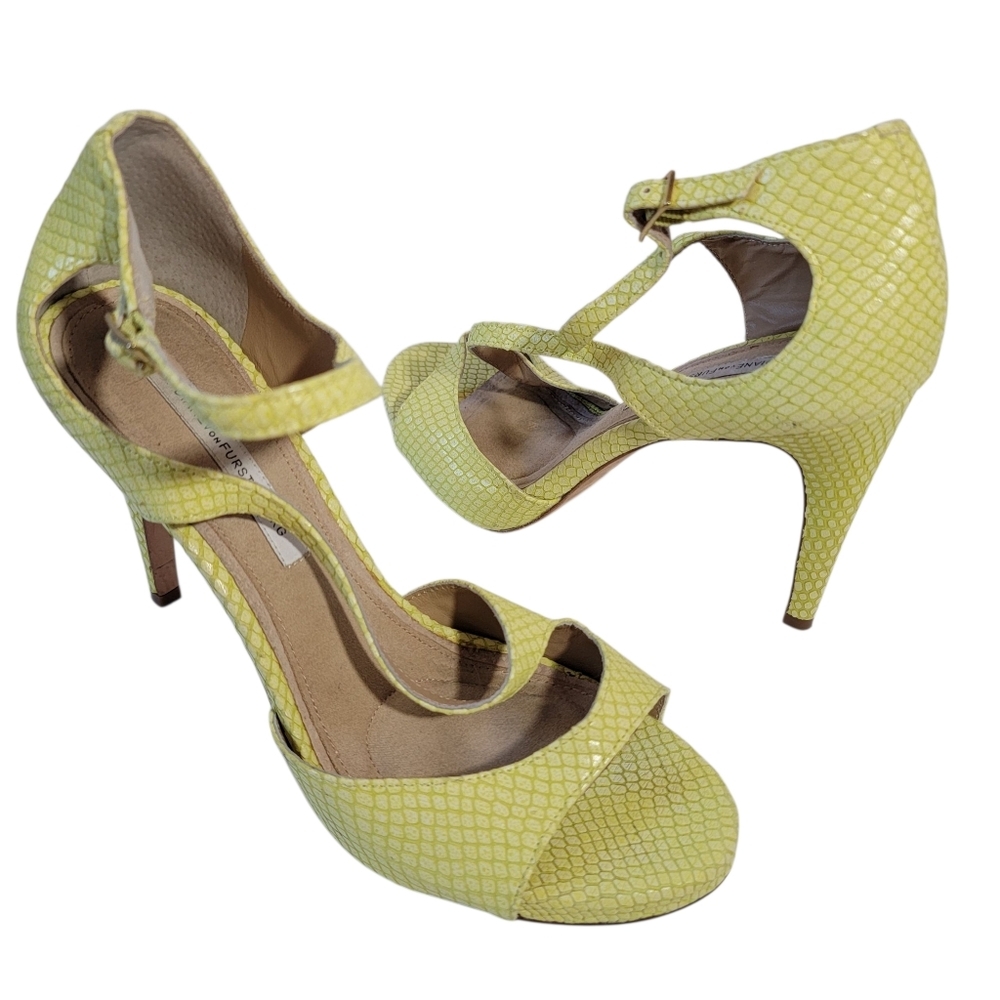 Diane Von Furstenberg Yellow Snakeskin Leather Heel Sz 9M Ankle Strap Designer